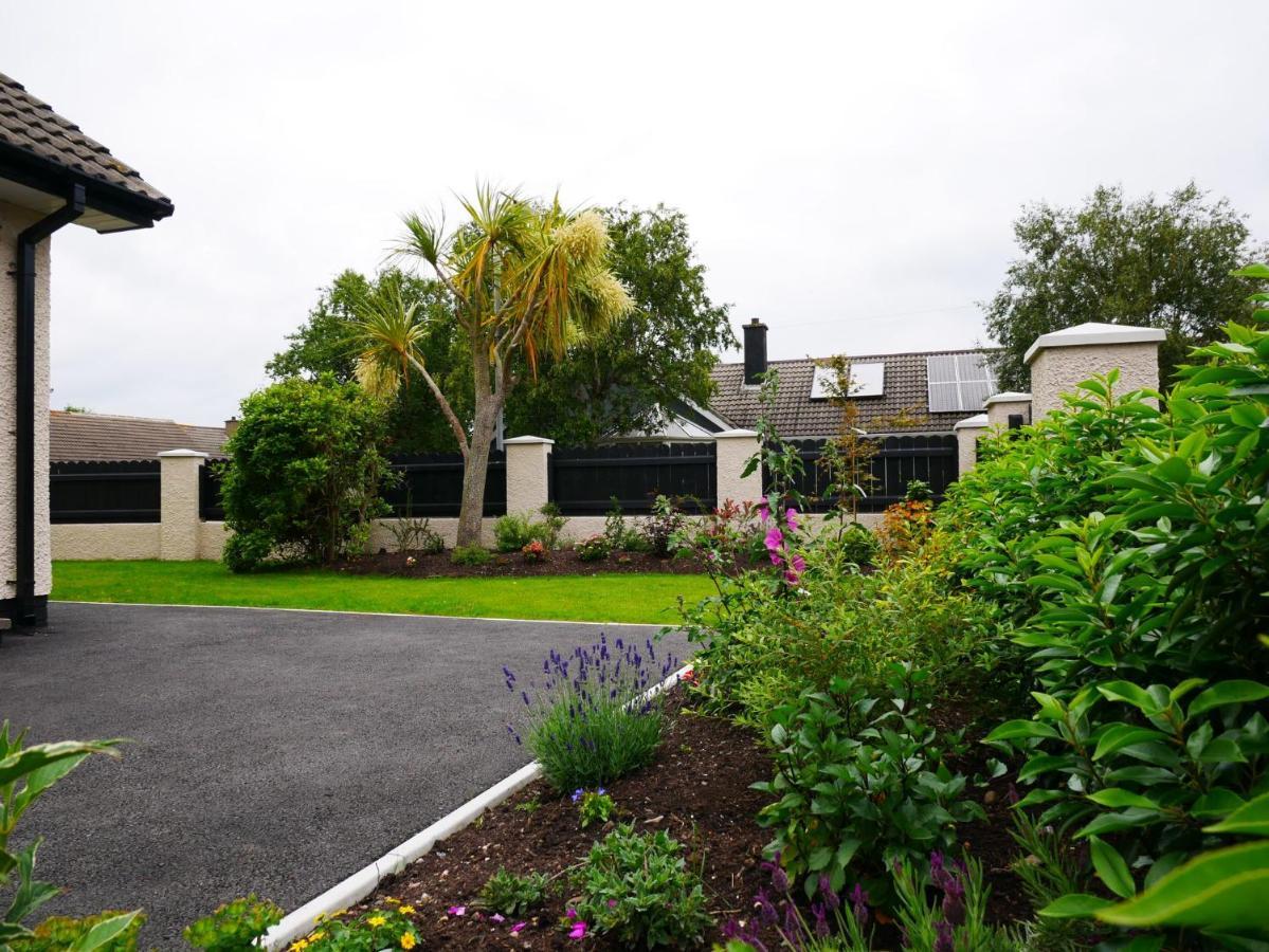 The Avenue Villa Newcastle  Exterior photo
